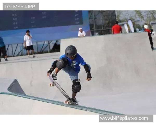 北京极限运动队在滑板精英赛中以95分稳居积分榜首位